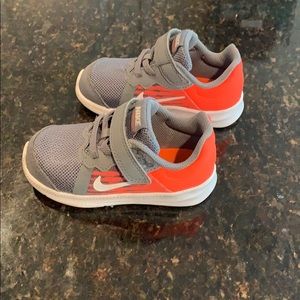 Toddler Nike sneakers